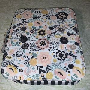 Brand New cute organizer